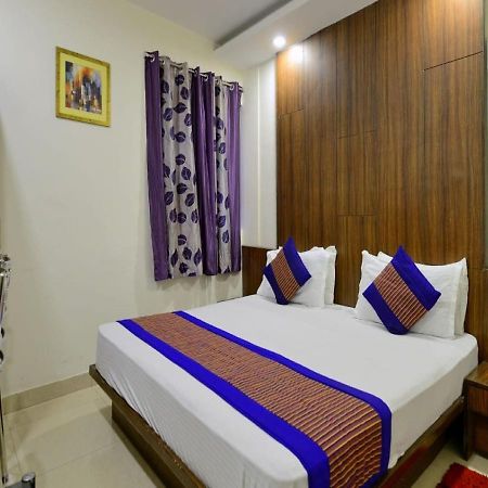 Hotel International Neelam Near New Delhi Railway Station ניו דלהי מראה חיצוני תמונה