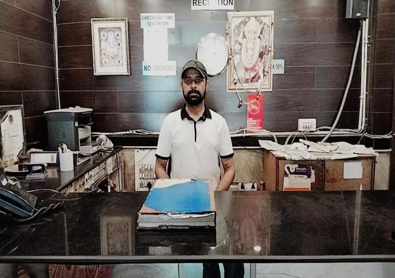 Hotel International Neelam Near New Delhi Railway Station ניו דלהי מראה חיצוני תמונה