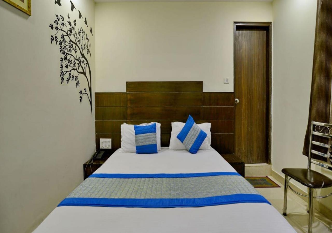 Hotel International Neelam Near New Delhi Railway Station ניו דלהי מראה חיצוני תמונה