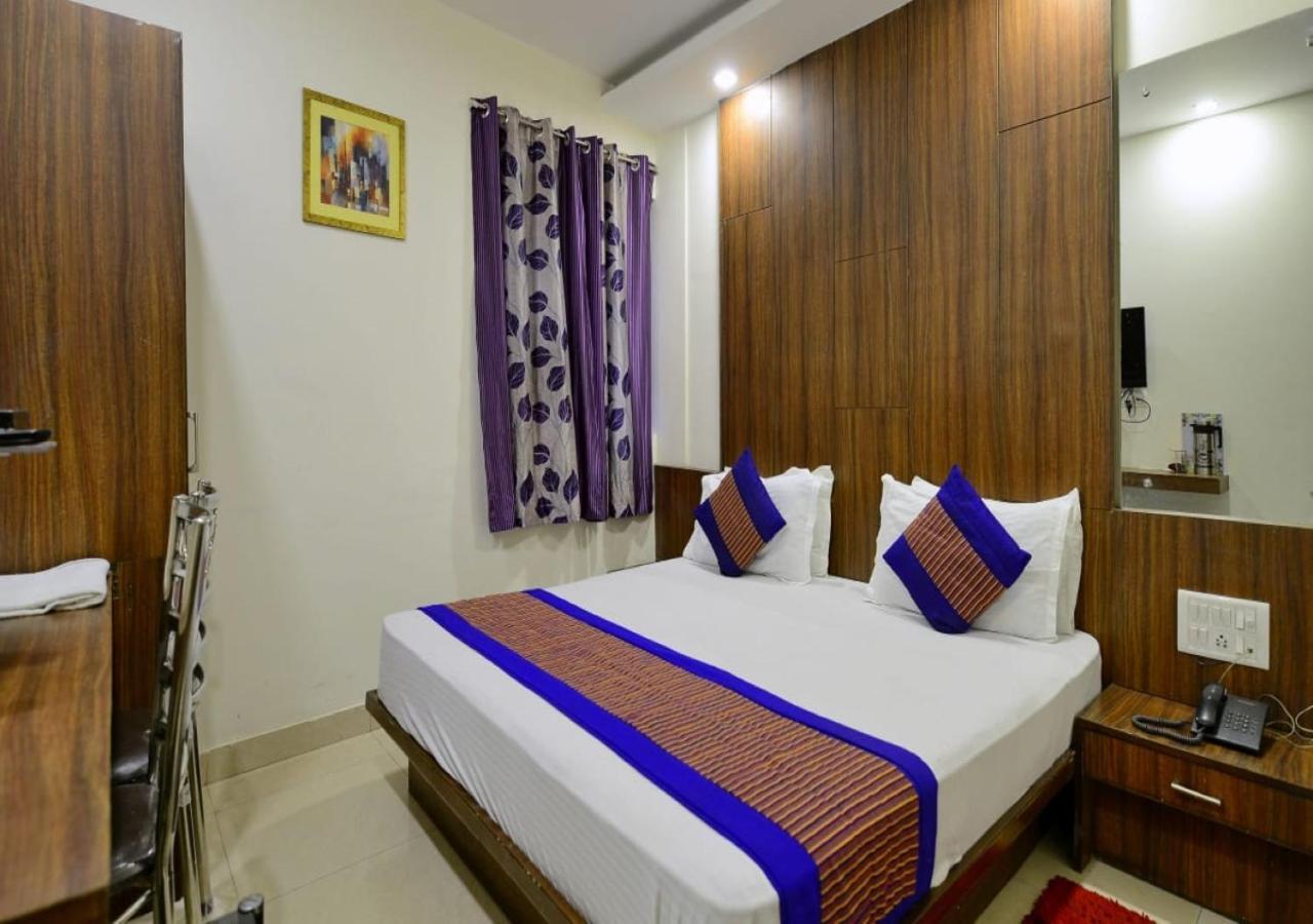 Hotel International Neelam Near New Delhi Railway Station ניו דלהי מראה חיצוני תמונה