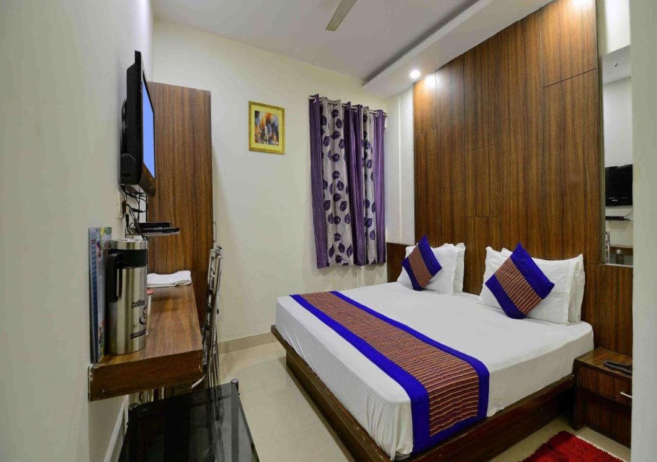 Hotel International Neelam Near New Delhi Railway Station ניו דלהי מראה חיצוני תמונה