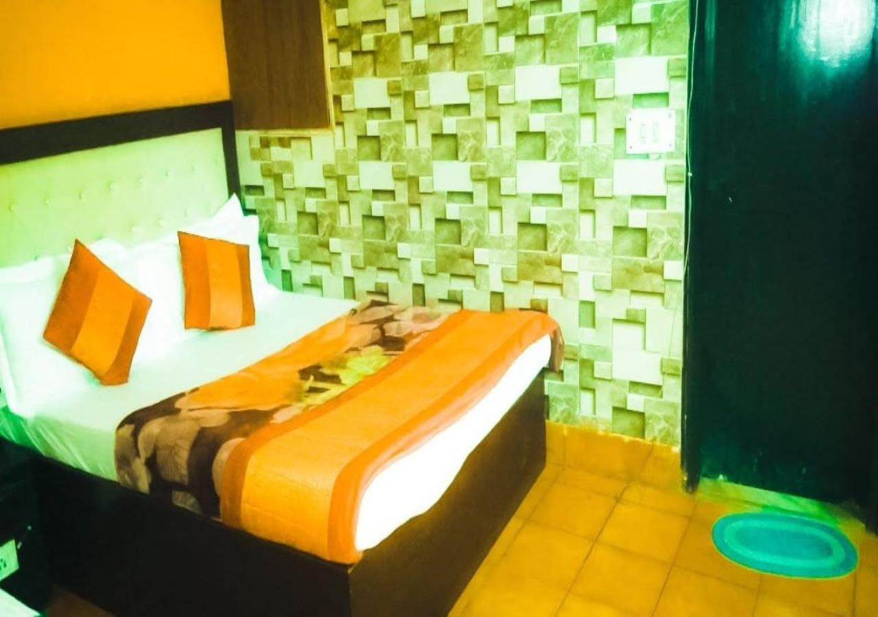 Hotel International Neelam Near New Delhi Railway Station ניו דלהי מראה חיצוני תמונה