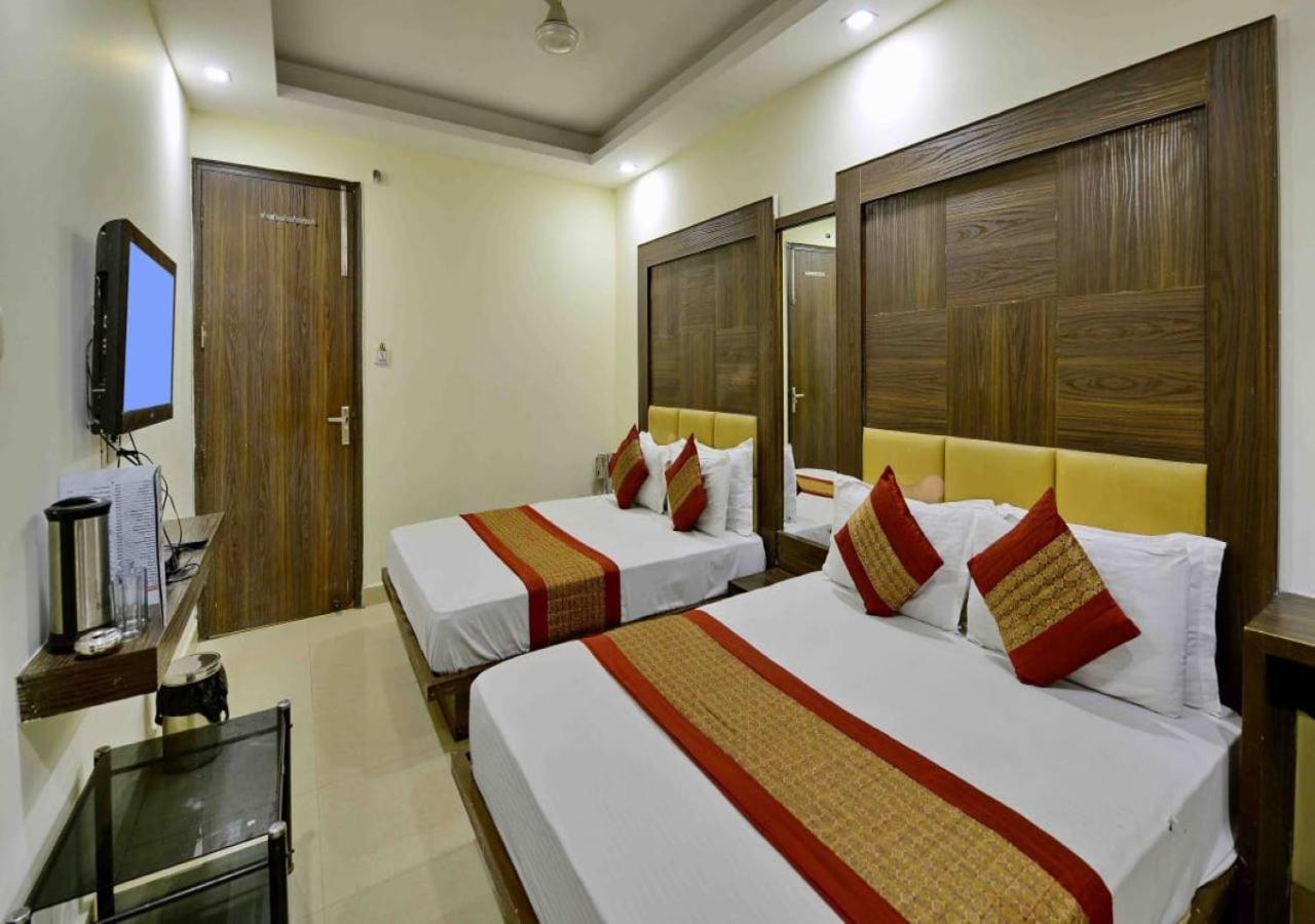 Hotel International Neelam Near New Delhi Railway Station ניו דלהי מראה חיצוני תמונה