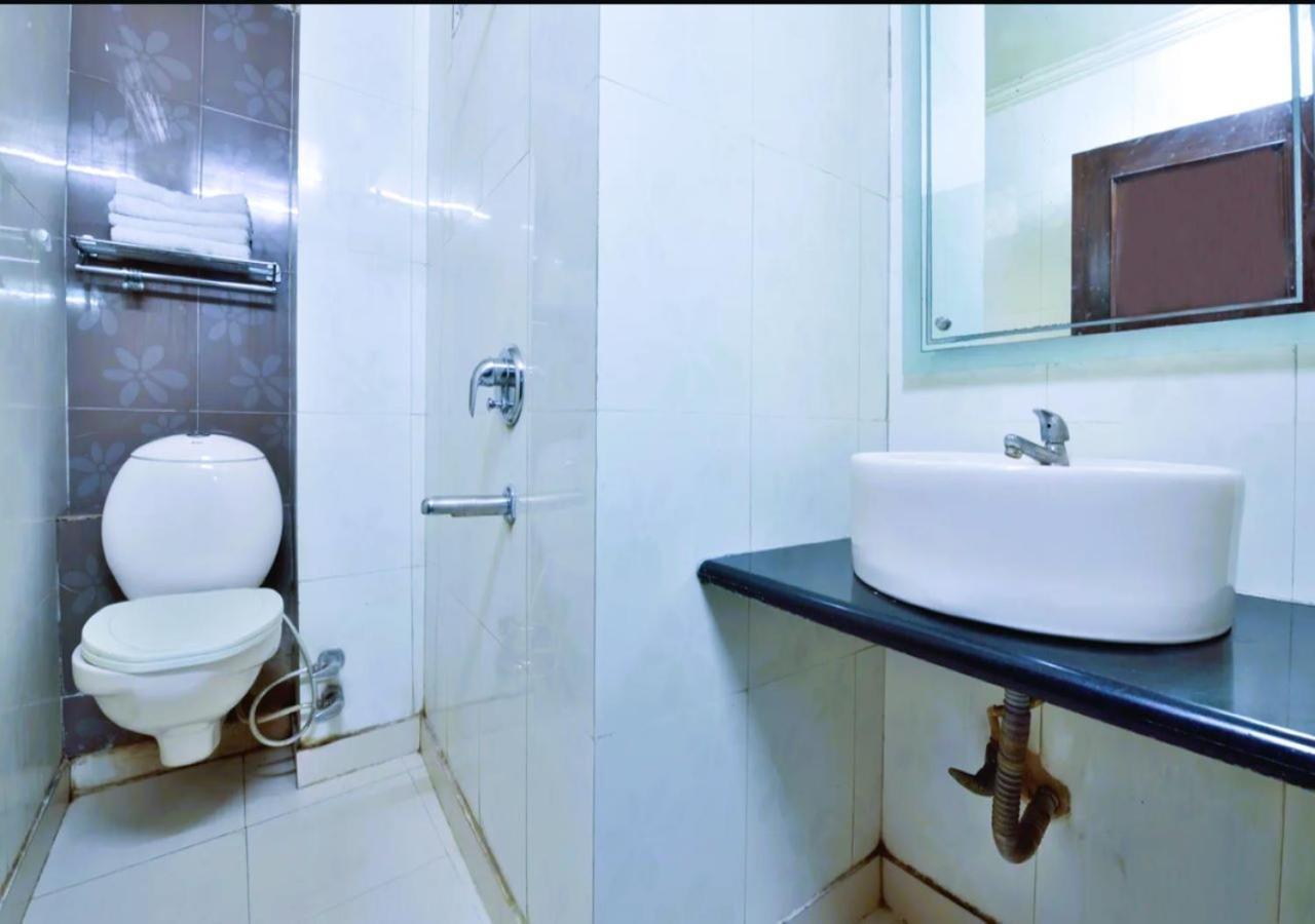 Hotel International Neelam Near New Delhi Railway Station ניו דלהי מראה חיצוני תמונה
