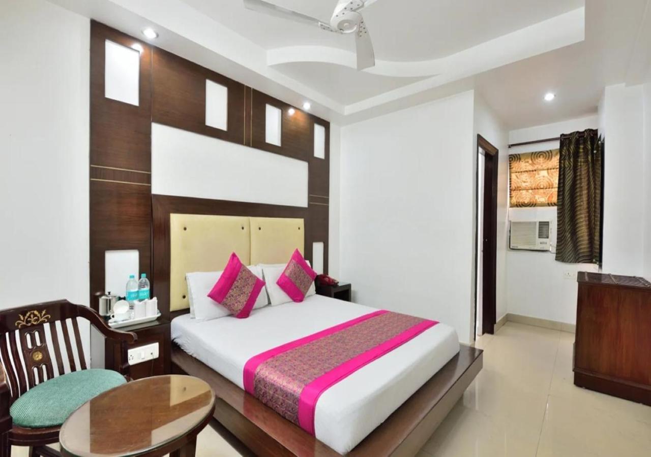 Hotel International Neelam Near New Delhi Railway Station ניו דלהי מראה חיצוני תמונה